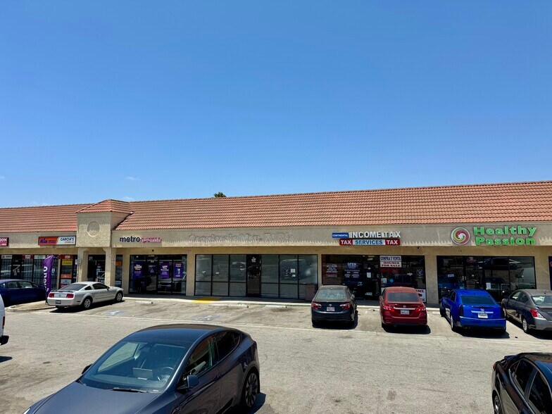 More Photos Of 2631-2675 E Vineyard Ave, Oxnard Unknown For Lease