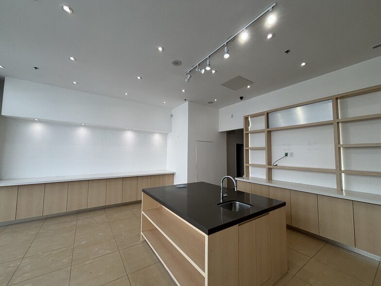 More Photos Of 15 Singer Ct, Toronto Freestanding For Lease