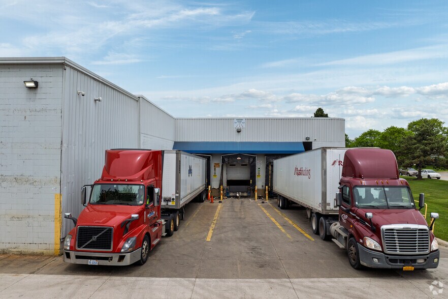 More Photos Of 2700 Product Dr, Rochester Hills Warehouse For Lease