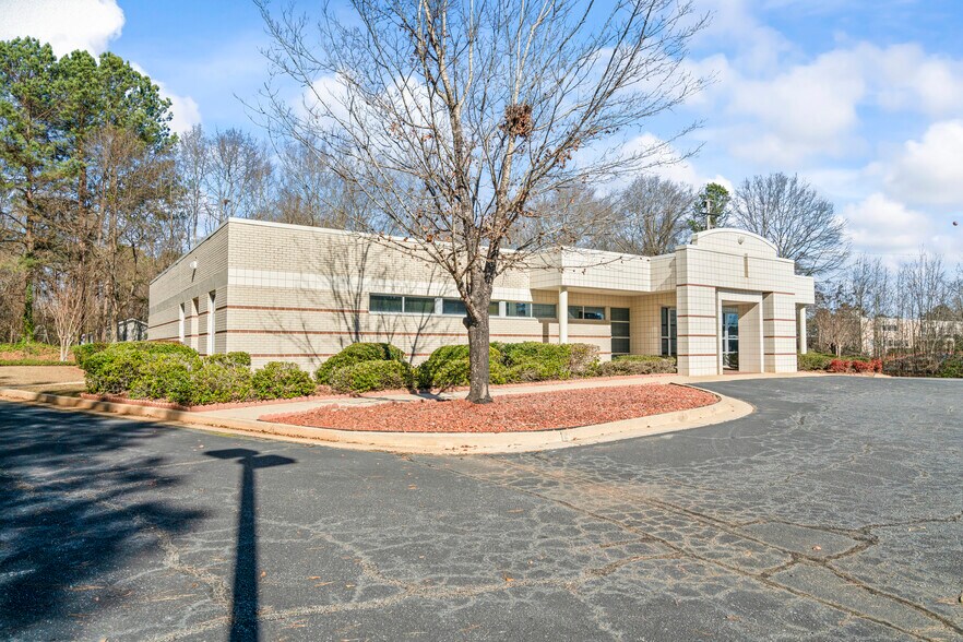 More Photos Of 170 Cardiology Pl, Commerce Healthcare For Lease