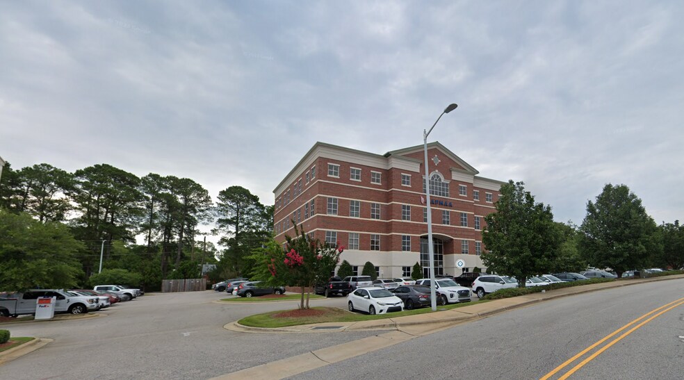 More Photos Of 639 Executive Pl, Fayetteville Medical For Lease