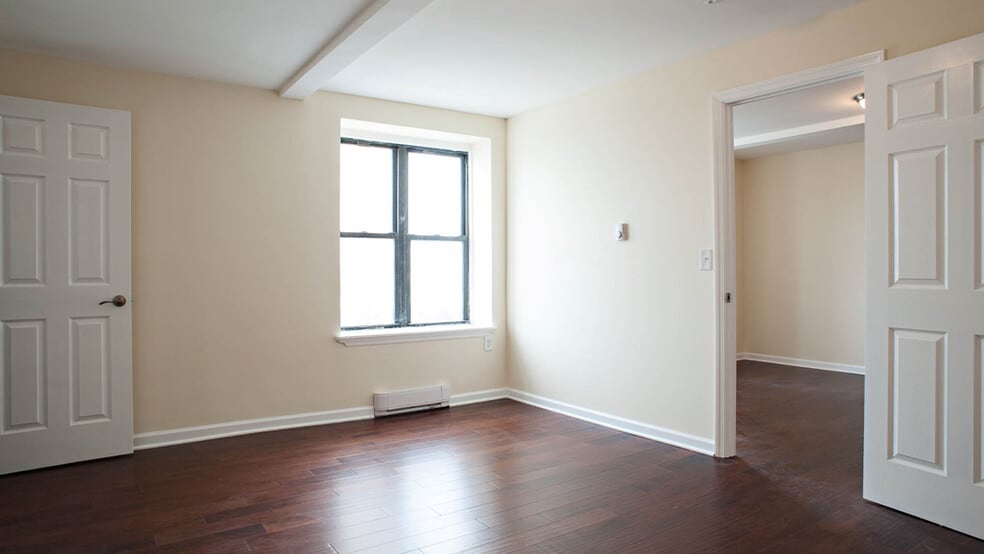 More Photos Of 200 Deal Lake Dr, Asbury Park Apartments For Sale