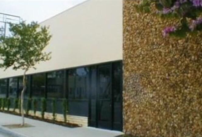 More Photos Of 181 S E St, San Bernardino Showroom For Sale