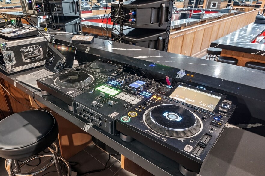 More Photos Of 100 E 116th St, New York Storefront Retail Residential For Lease