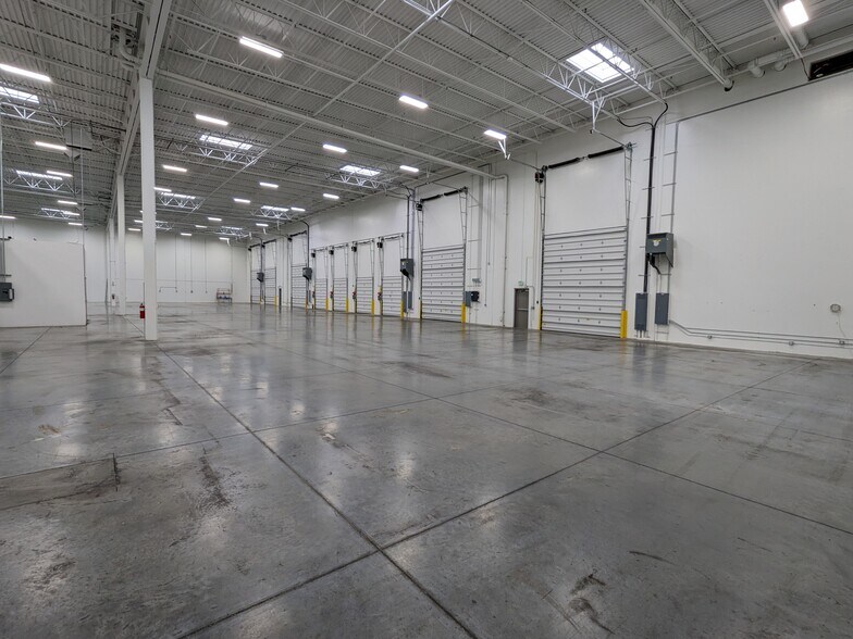 More Photos Of 3715 S Tracy Hall Pky, Provo Warehouse For Sale