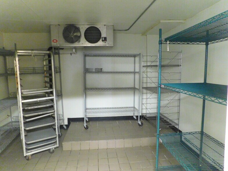 More Photos Of 2930 State Route 7, Howes Cave Restaurant For Sale