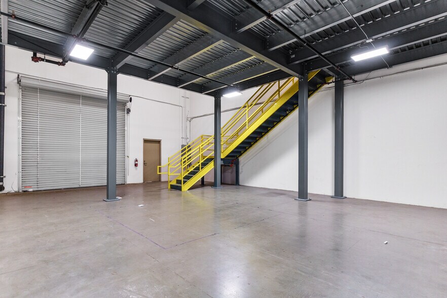 More Photos Of 315 N Puente St, Brea Research And Development For Lease