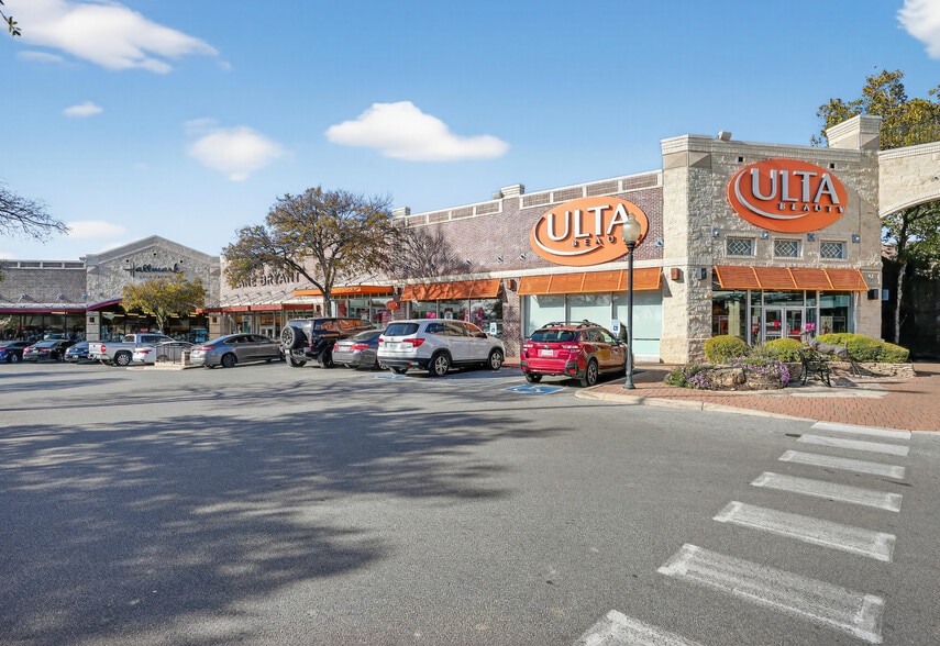 More Photos Of 11745 W IH-10, San Antonio General Retail For Lease