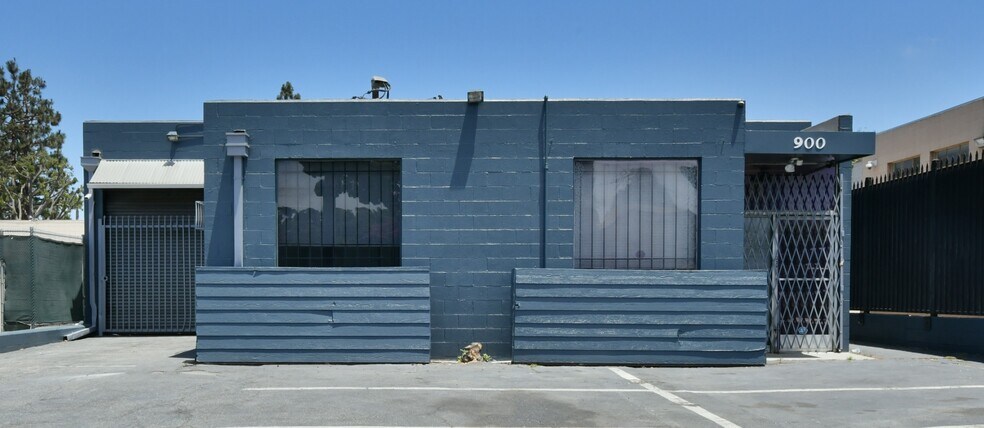 More Photos Of 900 W Hyde Park Blvd, Inglewood Warehouse For Lease