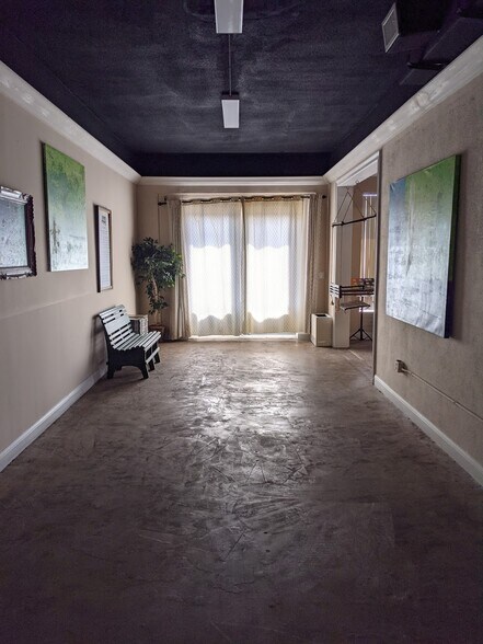 More Photos Of 528 S Missouri Ave, Clearwater Storefront Retail Office For Lease