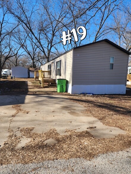 More Photos Of 37 S Acres W, Bristow Manufactured Housing Mobile Home Park For Sale