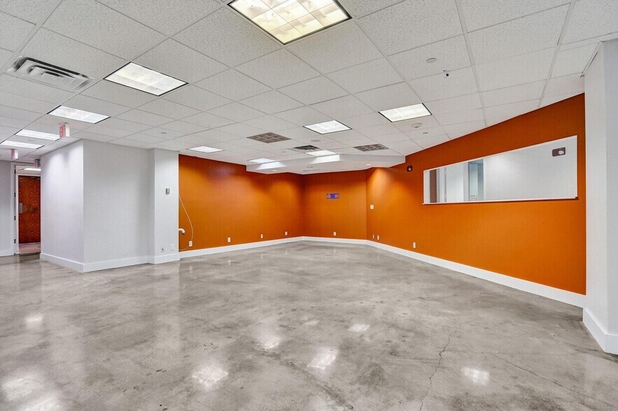 More Photos Of 200 S Andrews Ave, Fort Lauderdale Medical For Sale