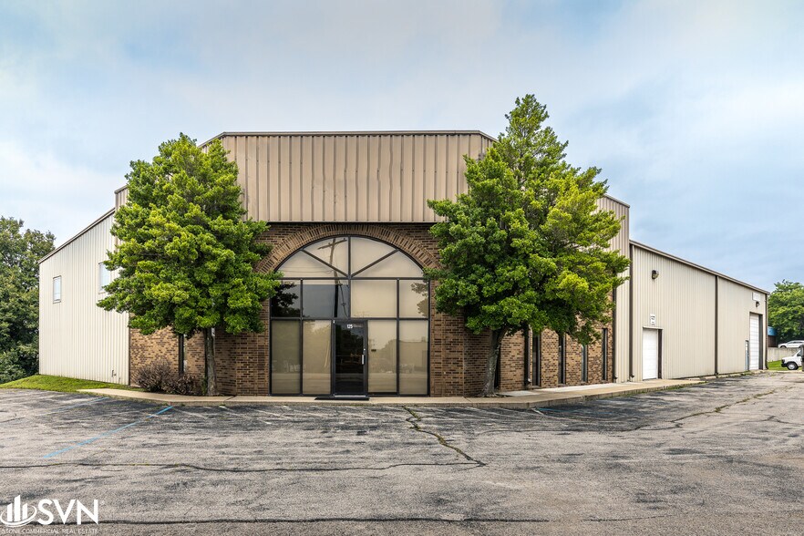 More Photos Of 125 Macarthur Ct, Nicholasville Manufacturing For Lease