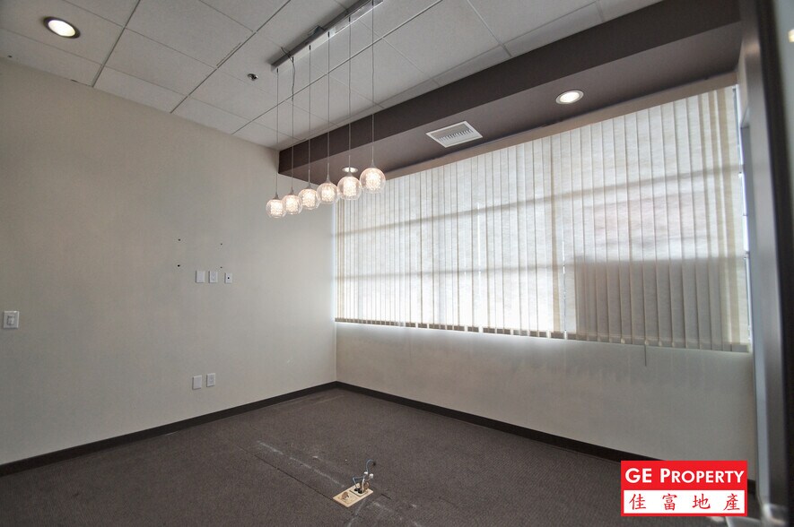 More Photos Of 403-407 W Valley Blvd, Alhambra General Retail For Sale