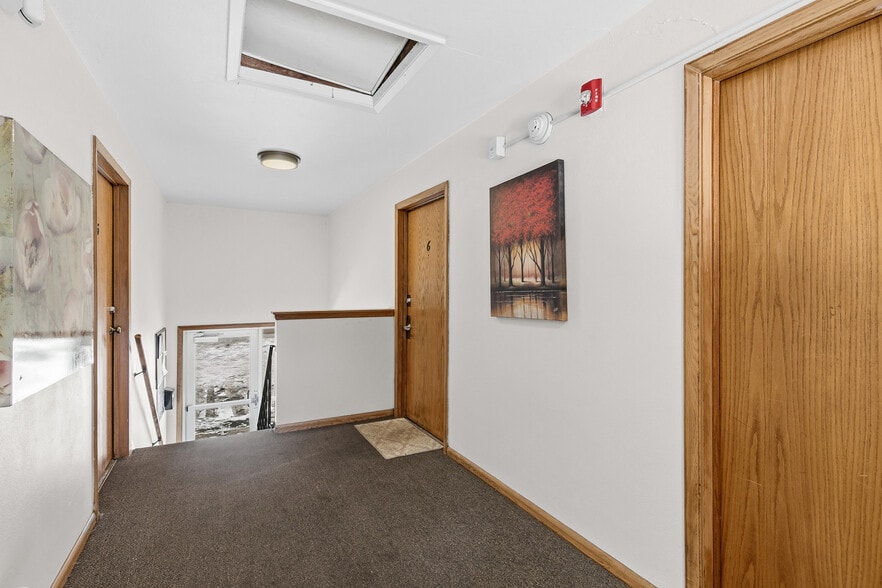 More Photos Of 2633 Division St N, North Saint Paul Apartments For Sale