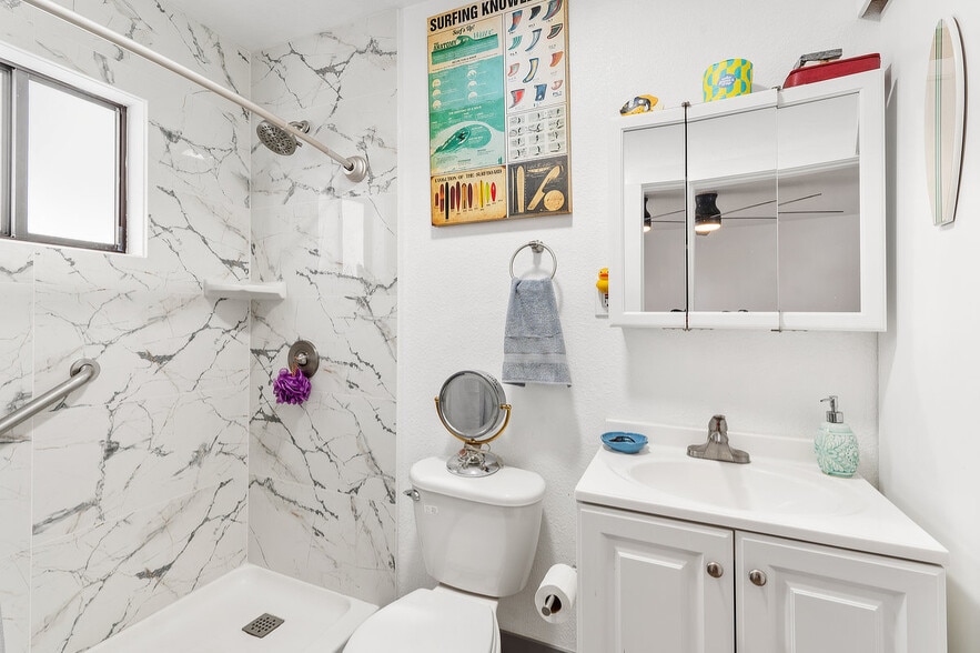 More Photos Of 1129-1135 Hunter Lake Dr, Reno Storefront Retail Residential For Sale