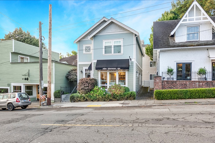 More Photos Of 407 W Galer St, Seattle Freestanding For Sale