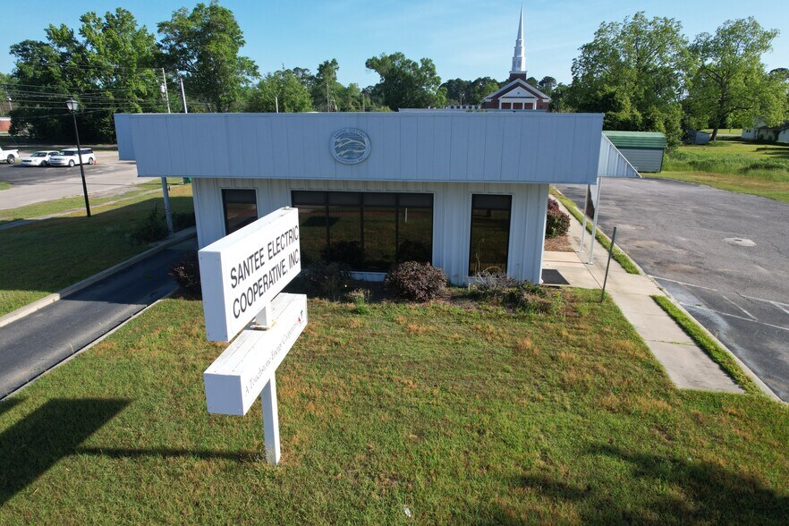 More Photos Of 202 Broad st, Hemingway Office For Sale