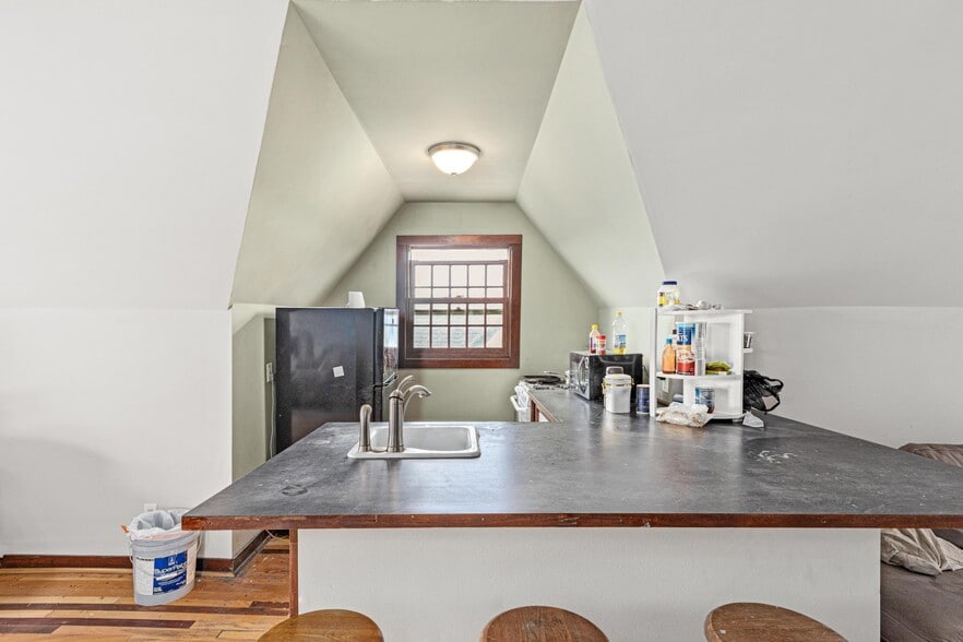 More Photos Of 3024 Chicago Ave, Minneapolis Apartments For Sale