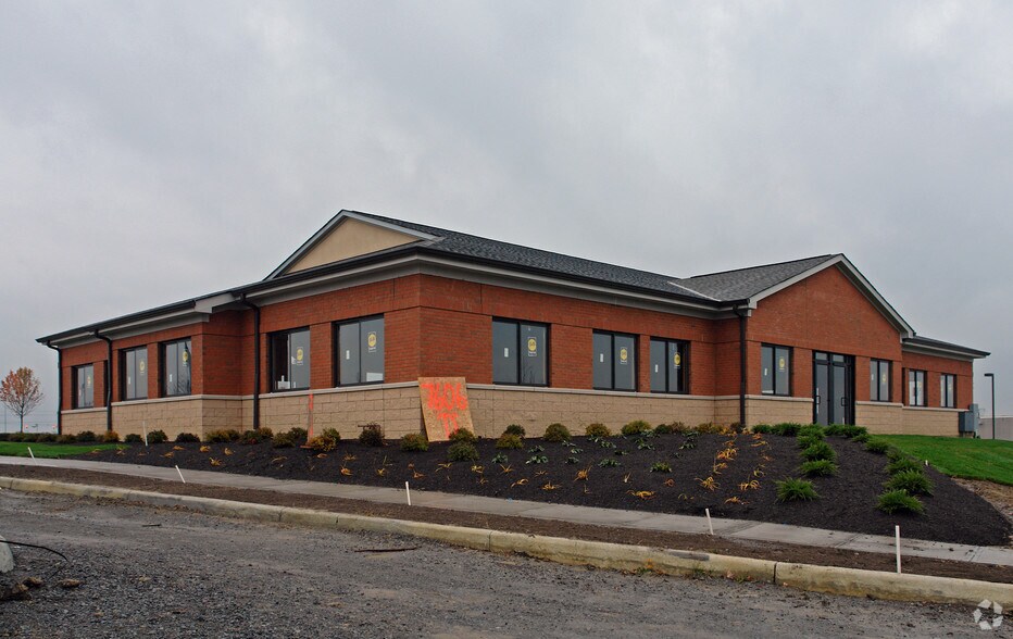 More Photos Of 7606 Tylers Place Blvd, West Chester Office For Lease