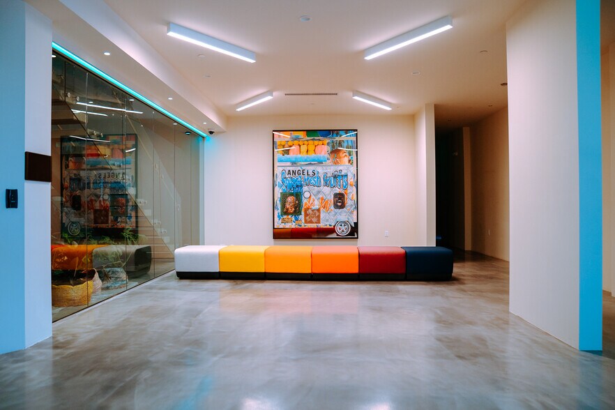 More Photos Of 8729 Aviation Blvd, Inglewood Movie Radio TVStudio For Sale