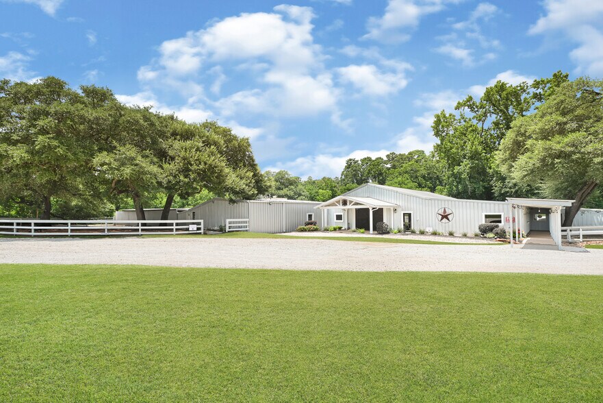 More Photos Of 0, Montgomery Lodge Meeting Hall For Sale