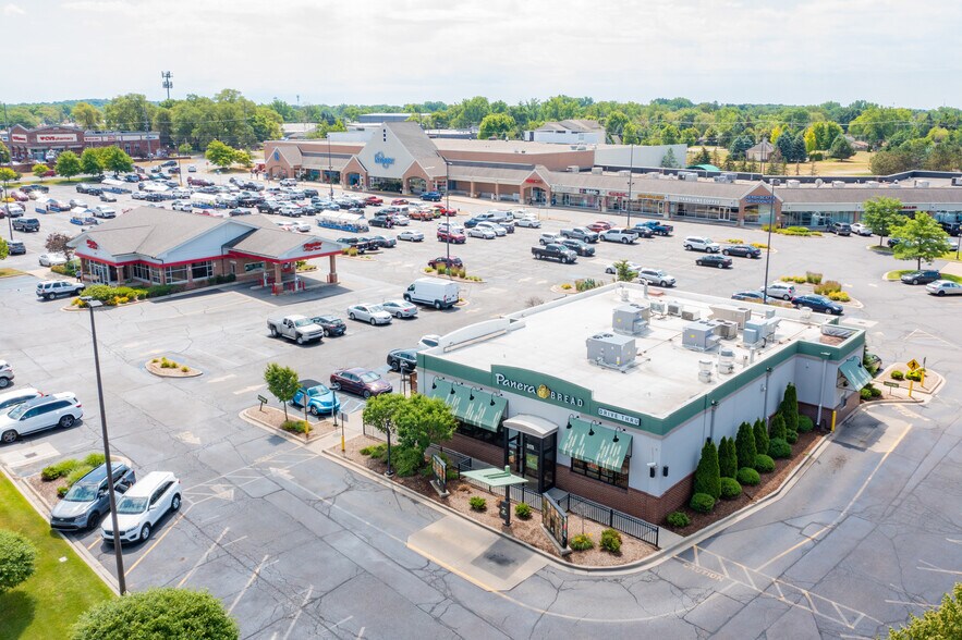 More Photos Of 5111-5221 Highland Rd, Waterford Unknown For Lease