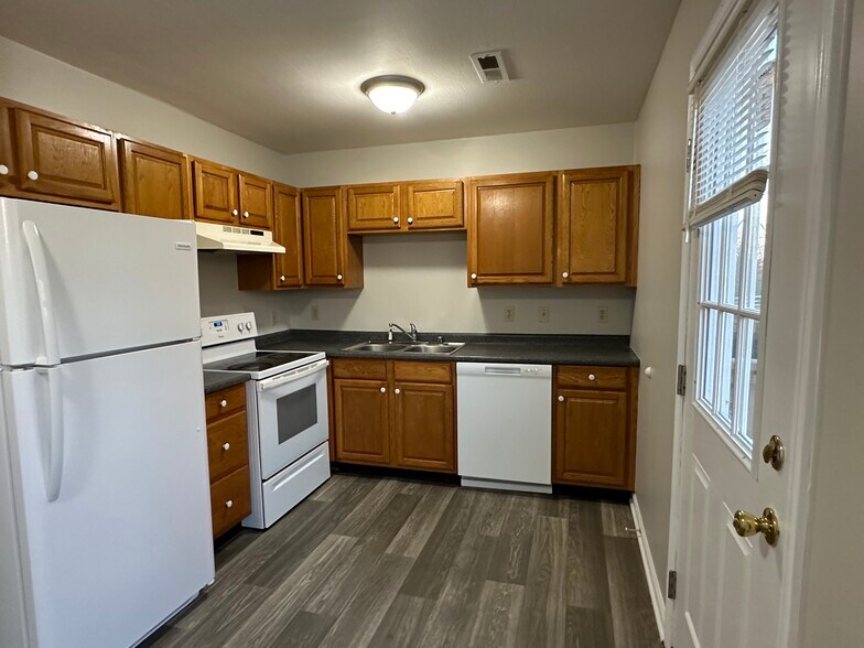 More Photos Of , Lancaster Multifamily For Sale