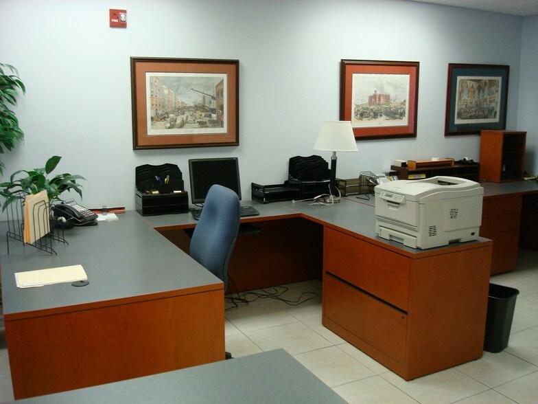 More Photos Of 1857 San Marco Rd, Marco Island Office Residential For Sale