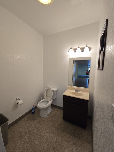 More Photos Of 1040 Park Ave, San Jose Storefront Retail Office For Lease