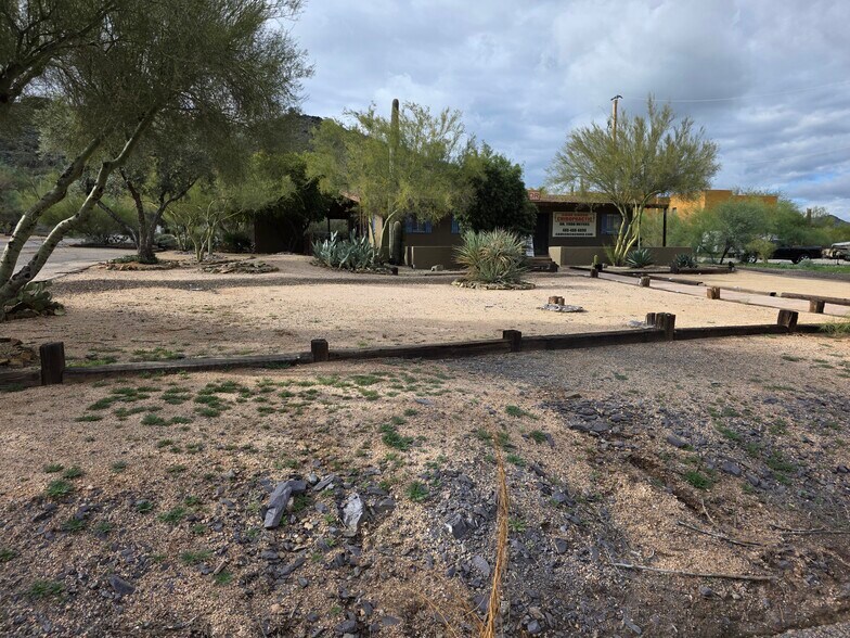 More Photos Of 37234 N Cave Creek Rd, Cave Creek Office For Sale