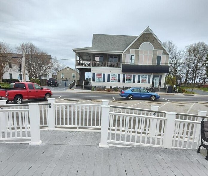 More Photos Of 14464-14470 Solomons Island Rd, Solomons Restaurant For Sale