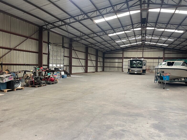 More Photos Of 575 Proffitt st, Midlothian Warehouse For Lease