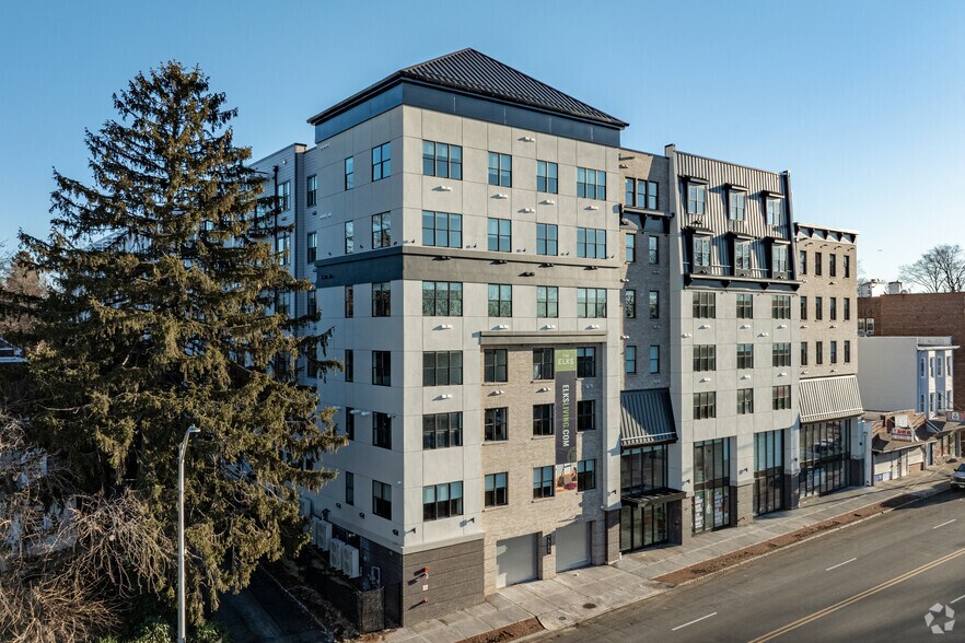 Primary Photo Of 475 Main St, Orange Apartments For Lease