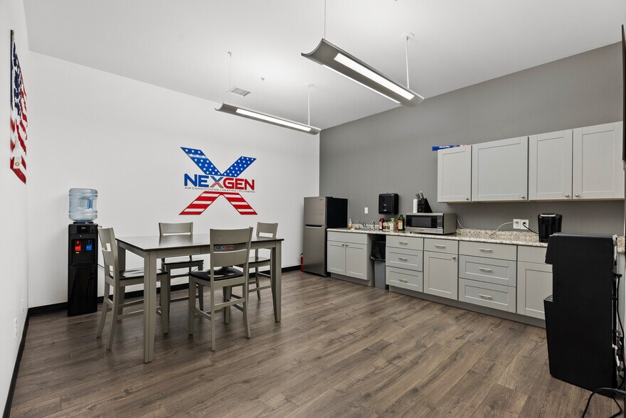 More Photos Of 3615 Old Conejo Rd, Newbury Park Manufacturing For Sale