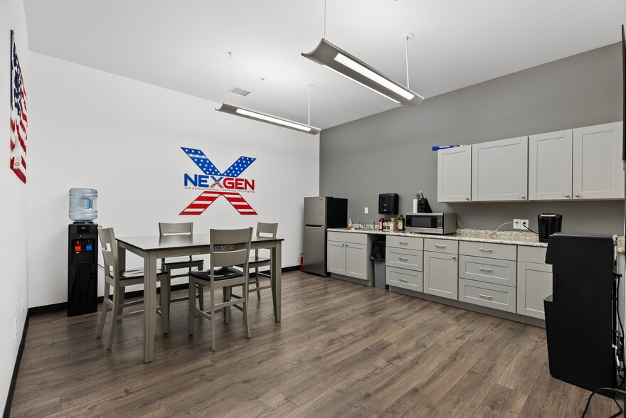 More Photos Of 3615 Old Conejo Rd, Newbury Park Manufacturing For Sale