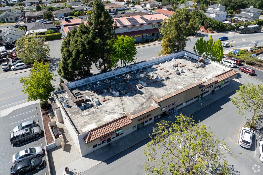 More Photos Of 2012-2022 Freedom Blvd, Freedom Storefront For Lease