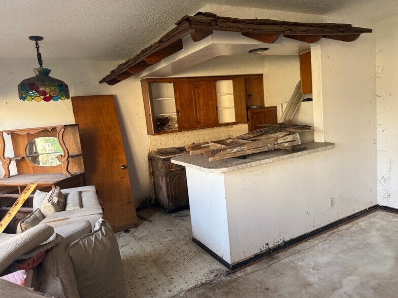 More Photos Of 904 N 1st St, Alhambra Apartments For Sale