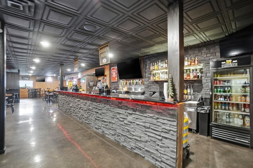 More Photos Of 2330 Bright Rd, Findlay Sports And Entertainment For Sale