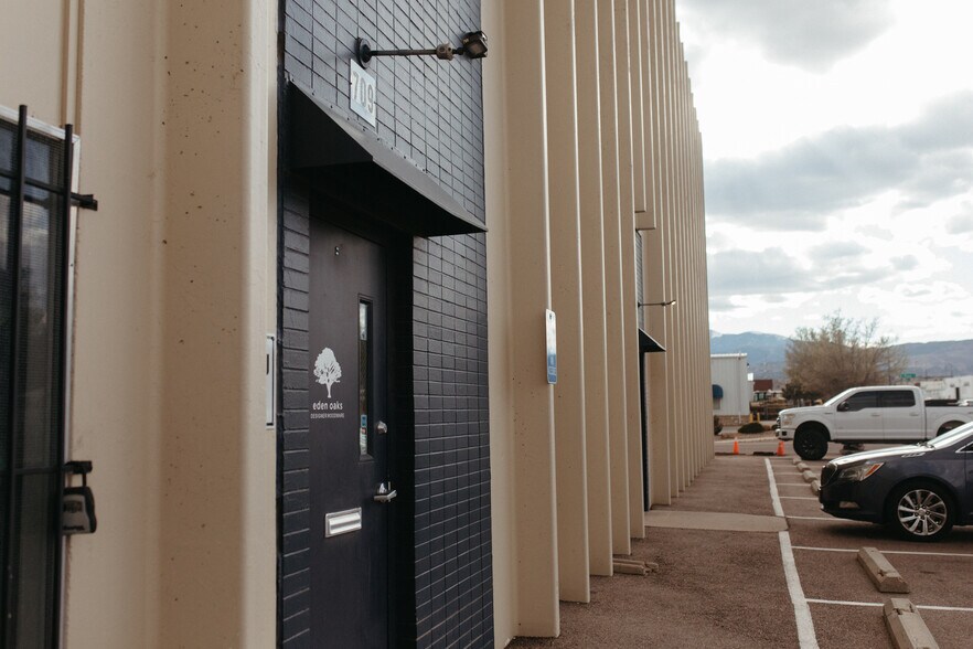 More Photos Of 705 Nichols Blvd, Colorado Springs Warehouse For Lease