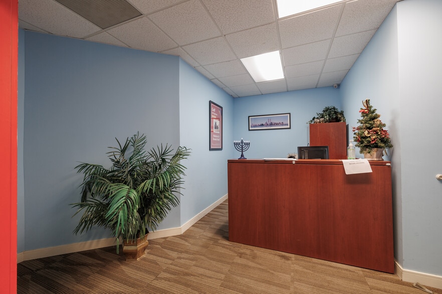 More Photos Of 214-25 42nd Ave, Bayside Medical For Sale