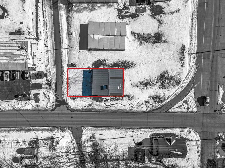 More Photos Of 700 Waters St, Carrollton Freestanding For Sale