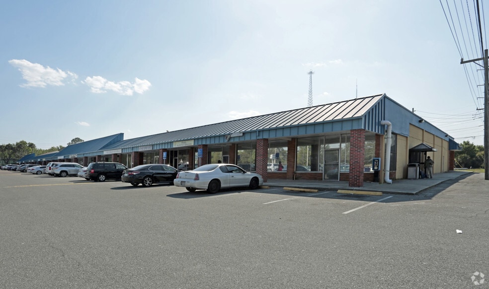 More Photos Of 5200-5322 Pearl St, Jacksonville Freestanding For Sale