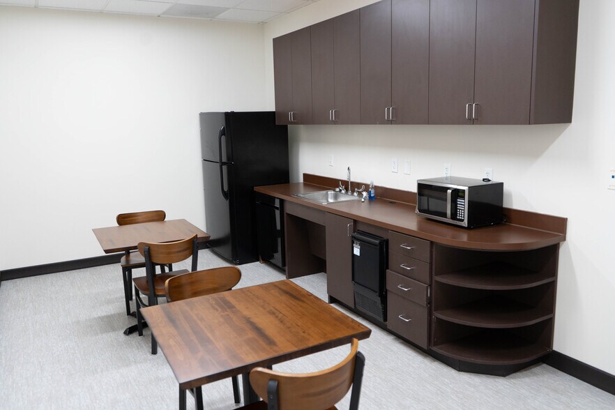 More Photos Of 1301 Municipal Way, Grapevine Office For Lease