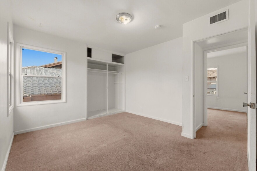 More Photos Of 24954 Cypress Ave, Hayward Multifamily For Sale