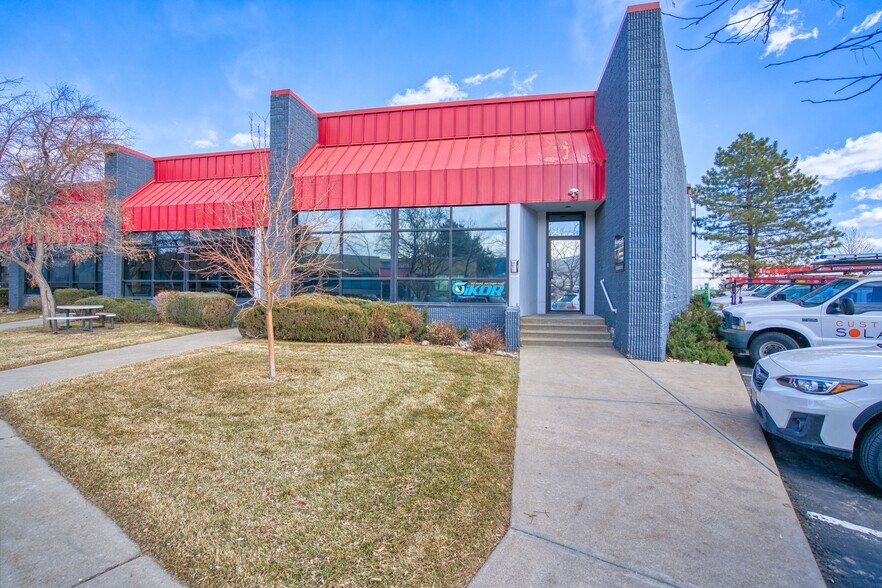 More Photos Of 2840 Wilderness Pl, Boulder Flex For Sale