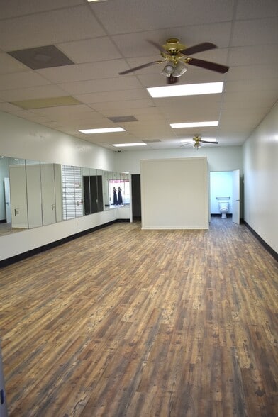 More Photos Of 3615 S Railroad St, Phenix City Medical For Lease