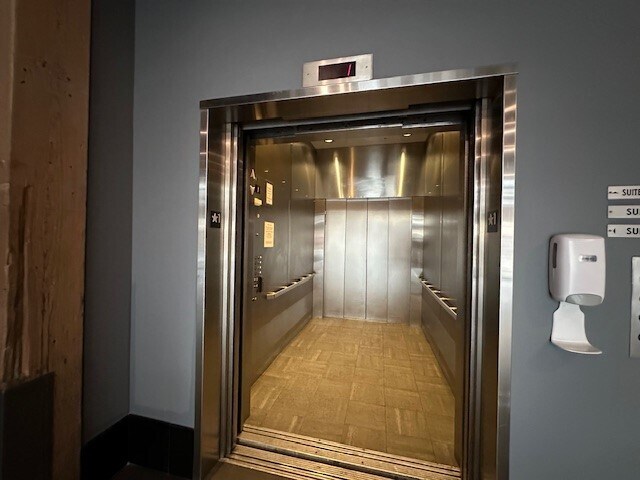 More Photos Of 31 South St, Mount Vernon Coworking Space