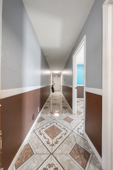 More Photos Of 3715 Bellmead Dr, Bellmead Office For Sale