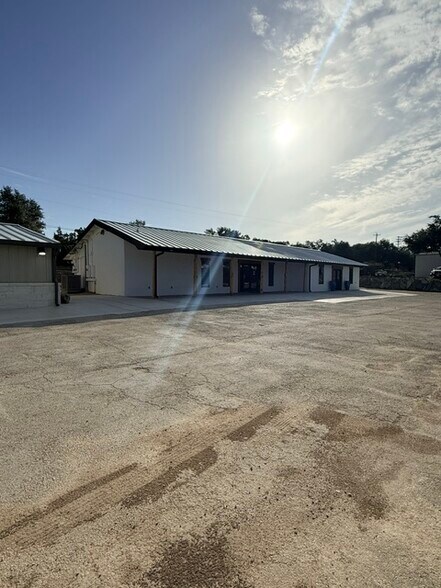 Primary Photo Of 22214 State Highway 71 W, Spicewood Storefront Retail Office For Lease